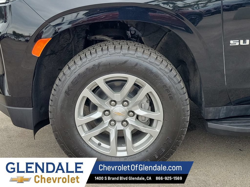Certified 2024 Chevrolet Suburban LT AWD/4WD image 18