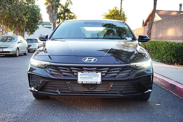 New 2026 Hyundai Elantra Sport FWD image 5
