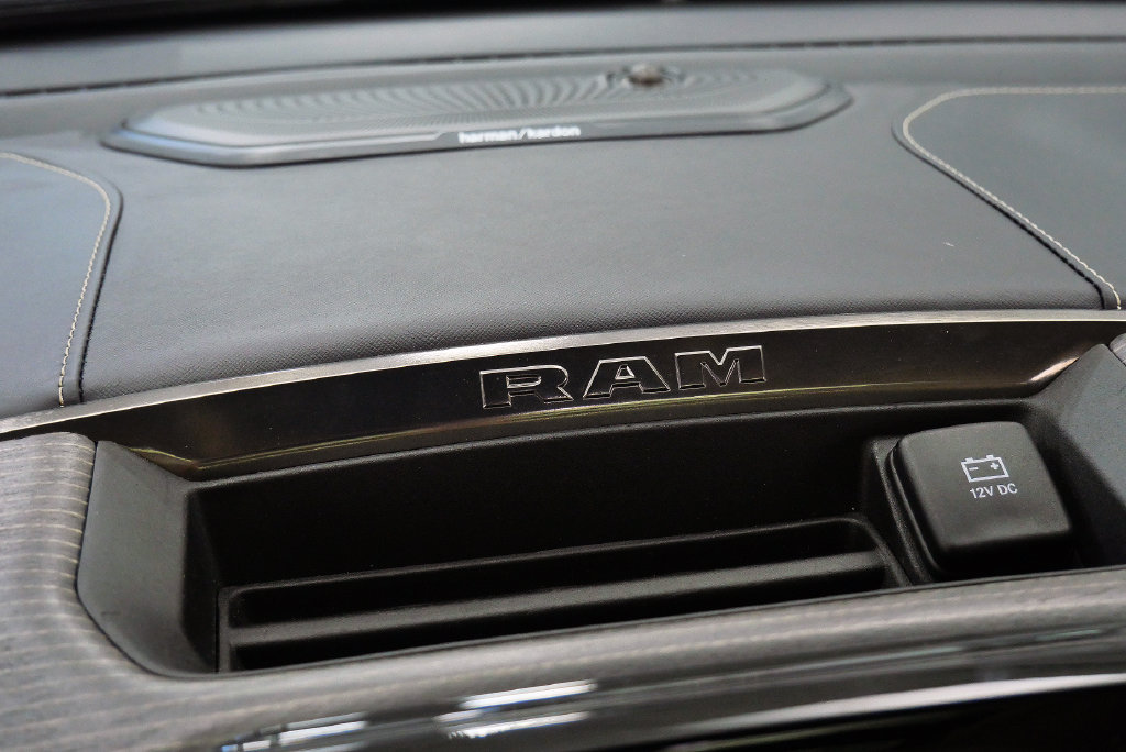 Used 2020 RAM 1500 Limited AWD/4WD image 35