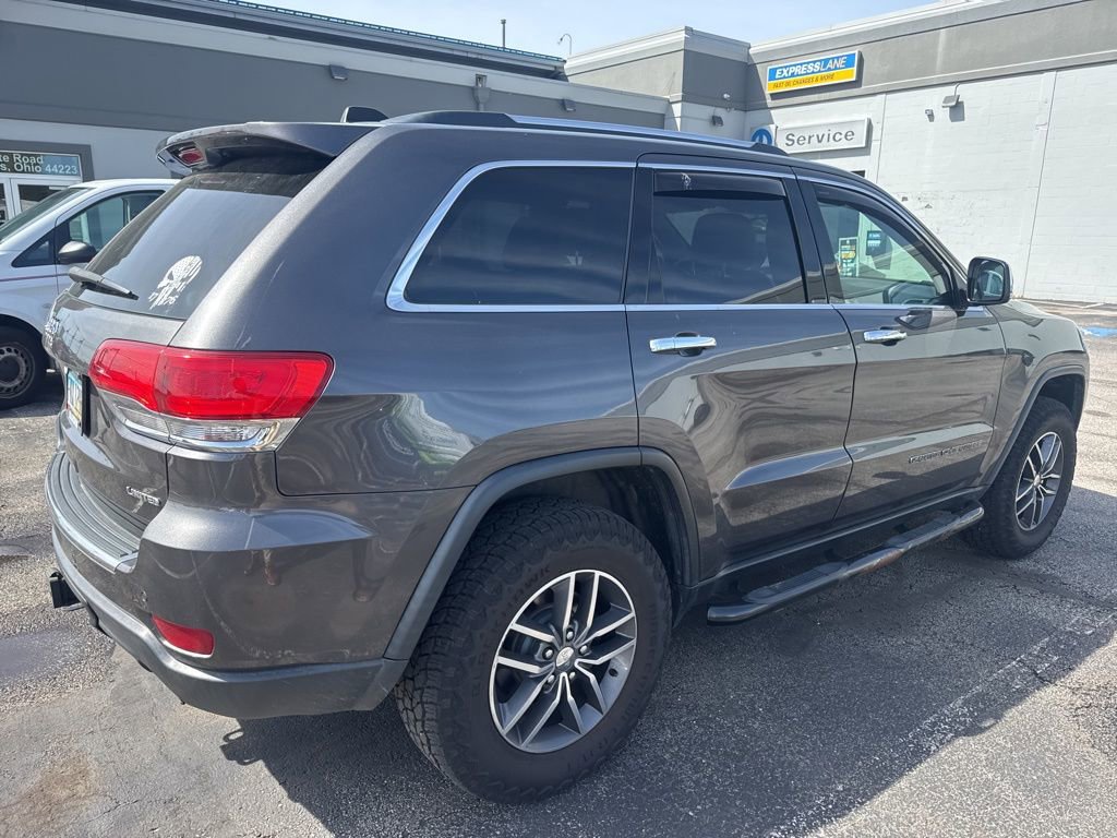 Used 2017 Jeep Grand Cherokee Limited AWD/4WD image 6