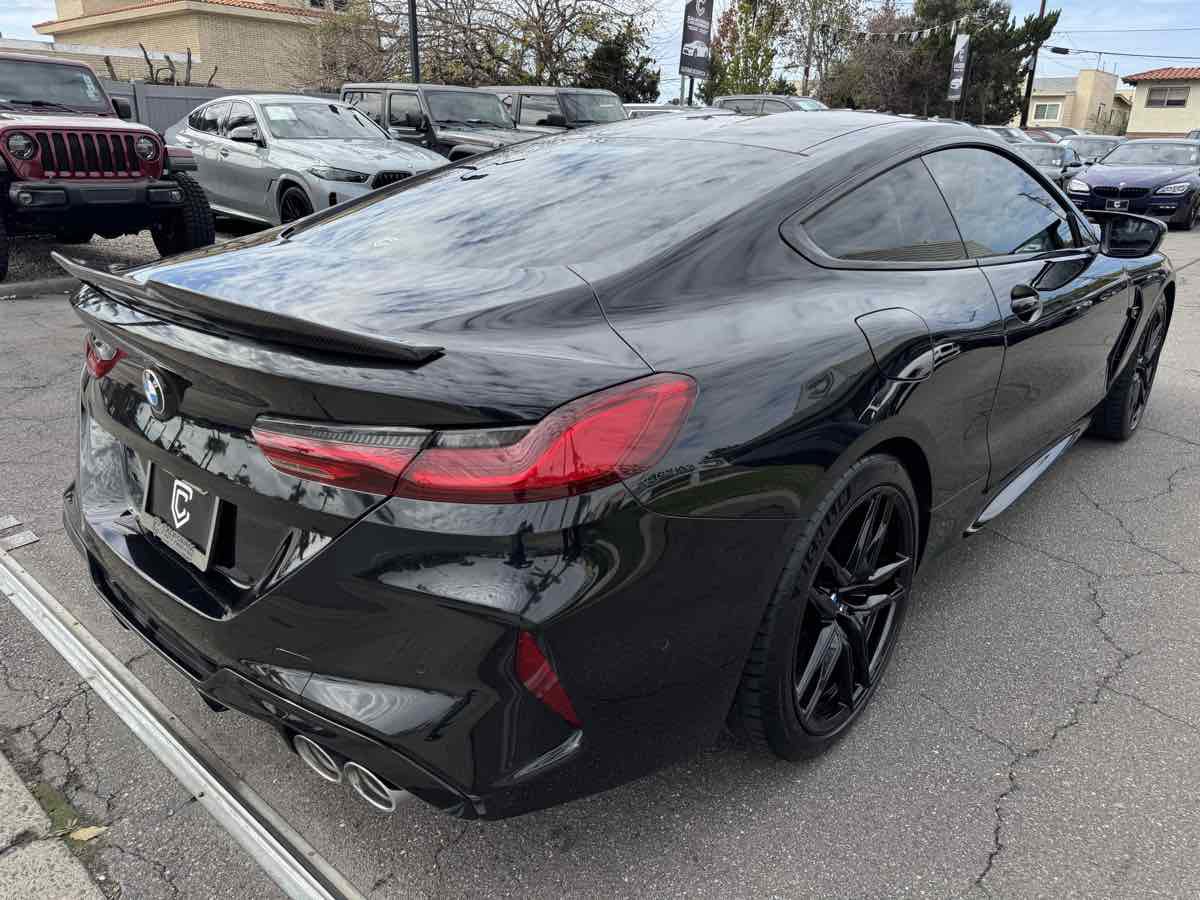 Used 2020 BMW M8 Coupe image 8