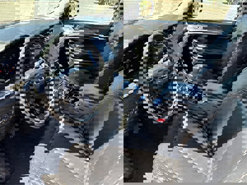 Used 2023 Jeep Grand Cherokee Limited image 40