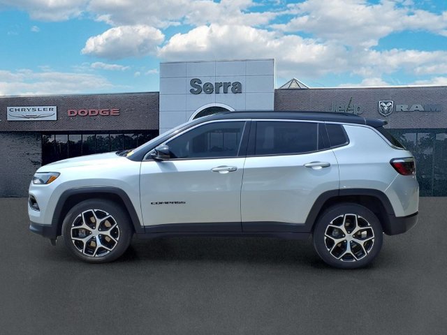 Used 2024 Jeep Compass Limited AWD/4WD image 4