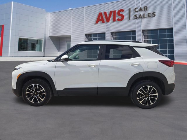 Used 2025 Chevrolet TrailBlazer LT AWD/4WD image 9