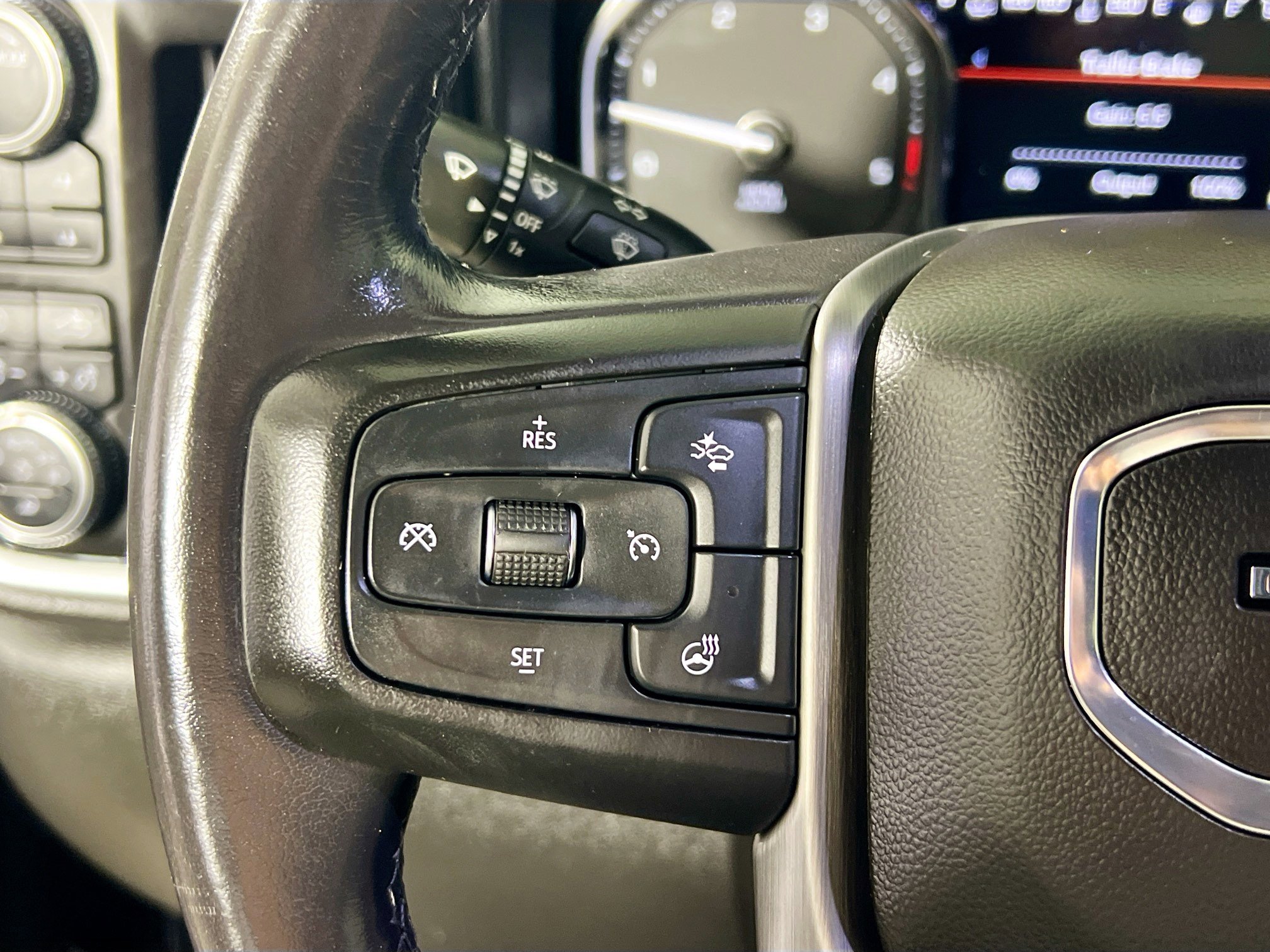 Used 2021 GMC Sierra 2500 Denali w/ Denali Ultimate Package image 18