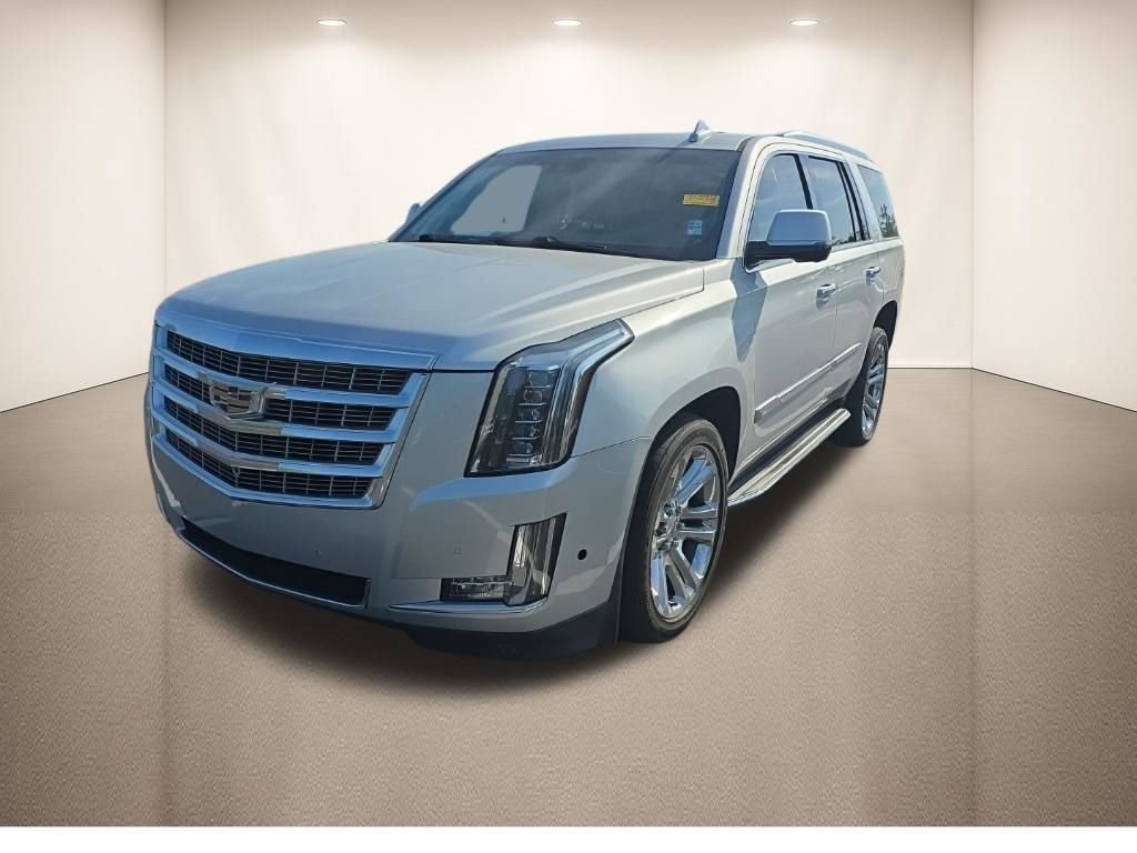 Used 2018 Cadillac Escalade Luxury w/ LPO, Radiant Package image 14