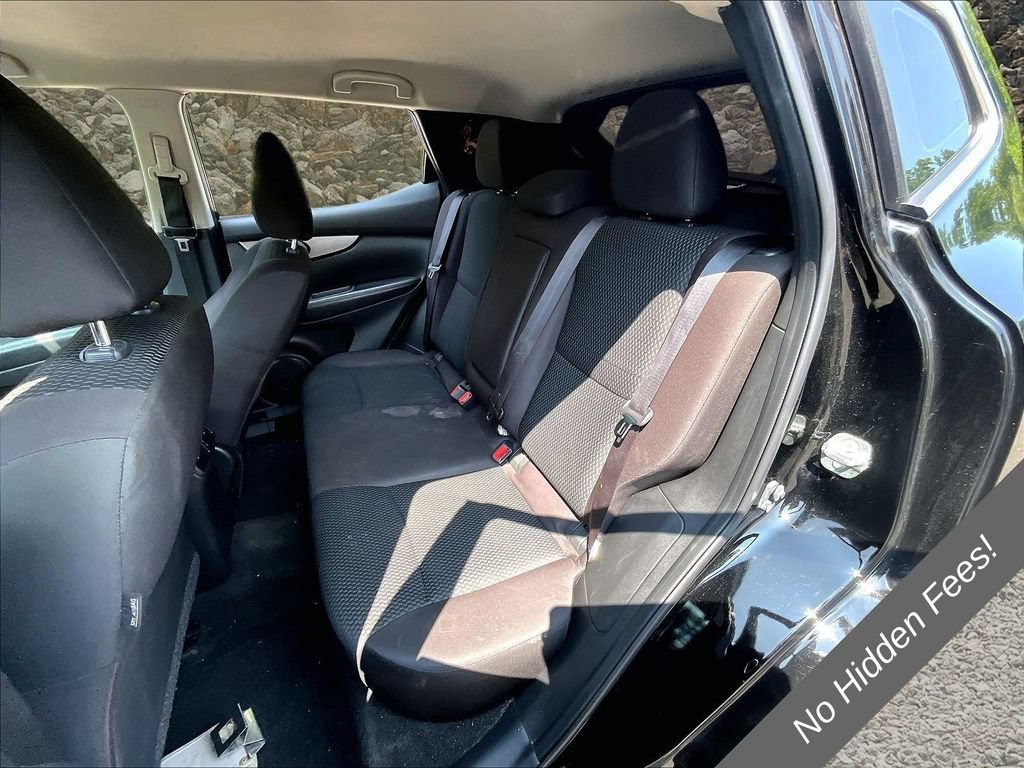 Used 2018 Nissan Rogue Sport S AWD/4WD image 23