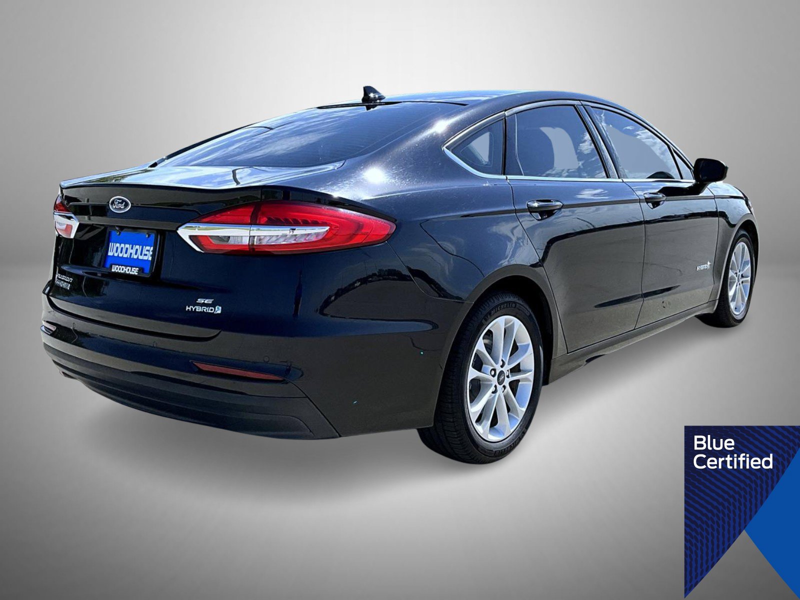 Certified 2019 Ford Fusion SE FWD image 5