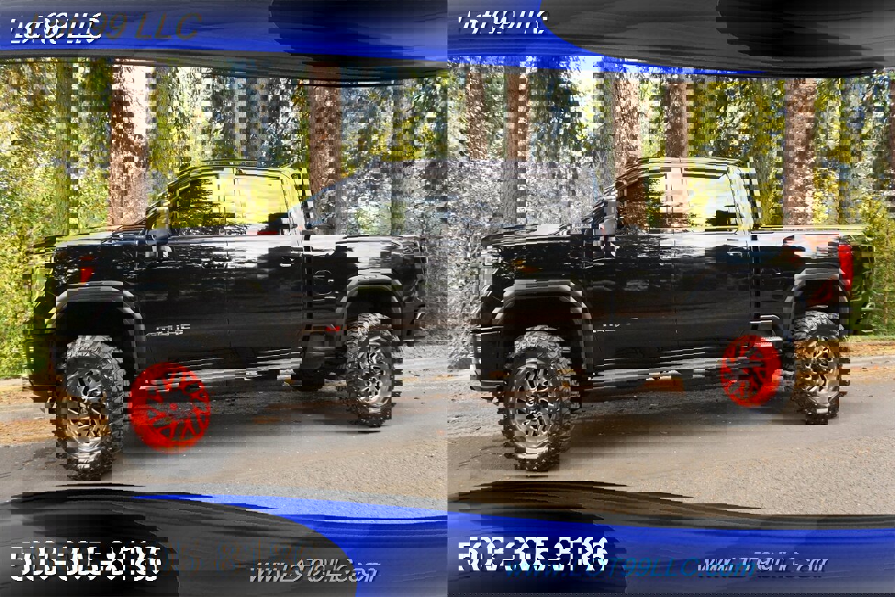 Used 2022 GMC Sierra 2500 AT4 w/ AT4 Premium Plus Package image 5