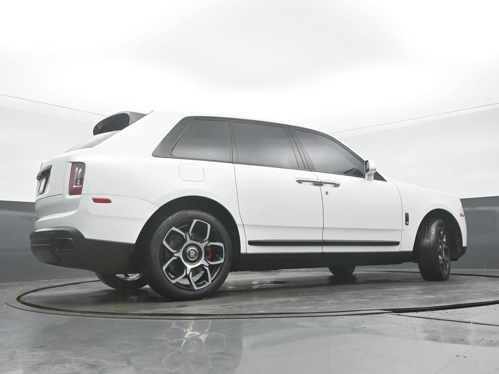 Used 2021 Rolls-Royce Cullinan Black Badge AWD/4WD image 37