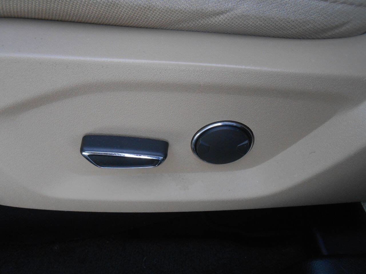 Used 2017 Ford Explorer 4WD image 14