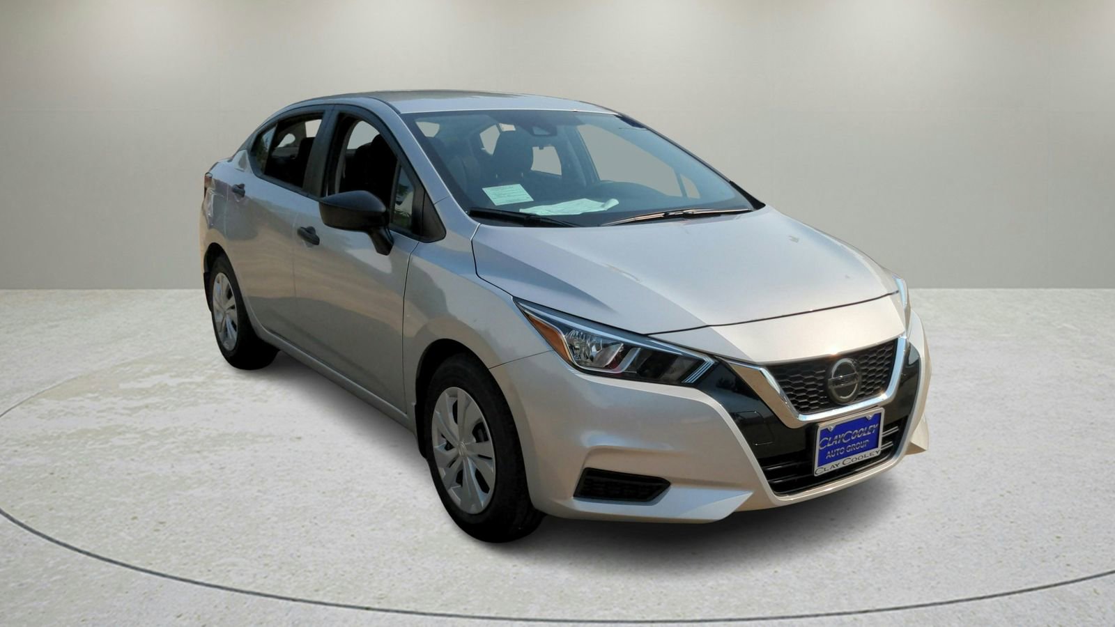 Certified 2020 Nissan Versa S FWD image 1