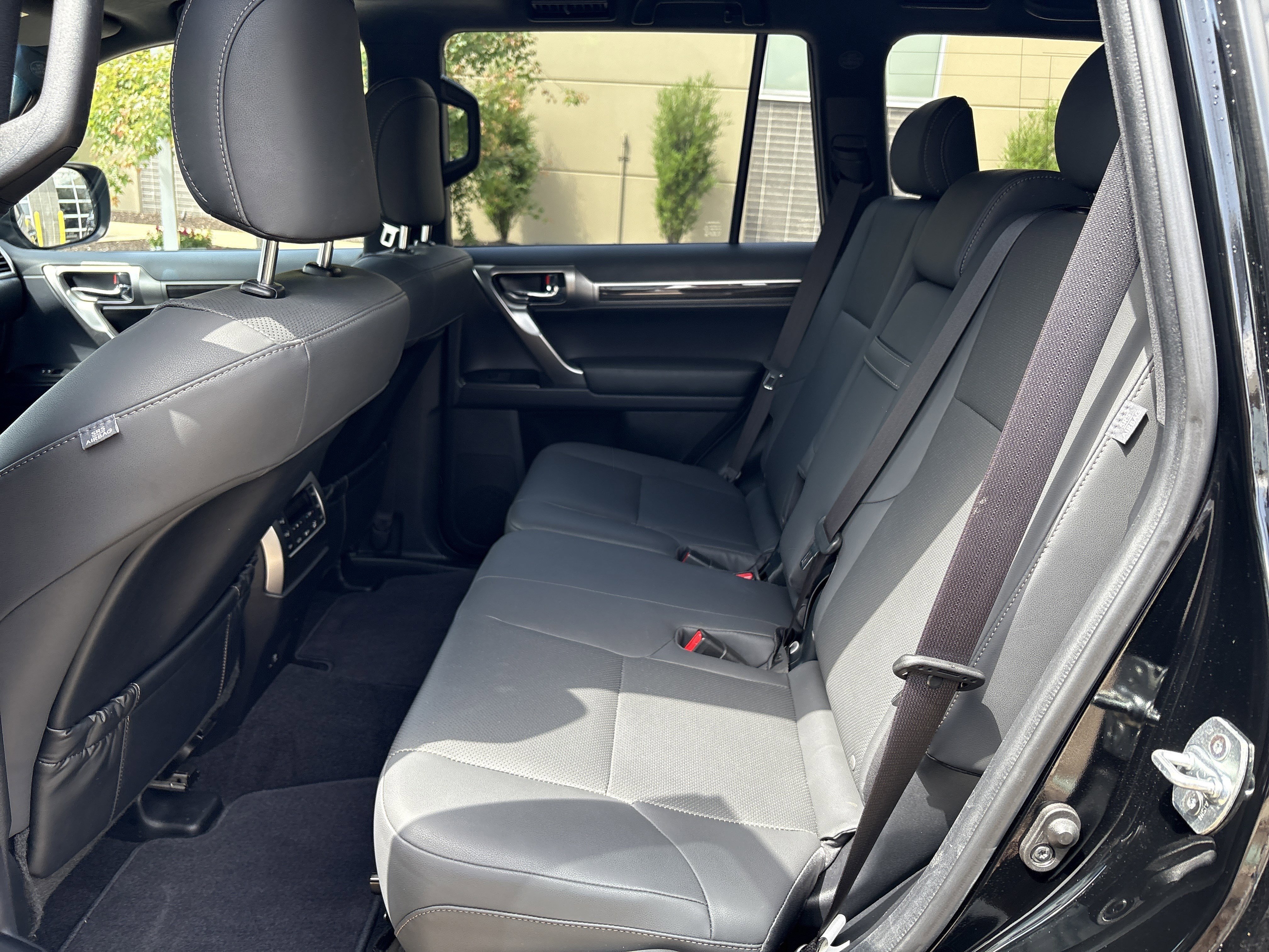 Used 2023 Lexus GX 460 Premium w/ Premium Package AWD/4WD image 31