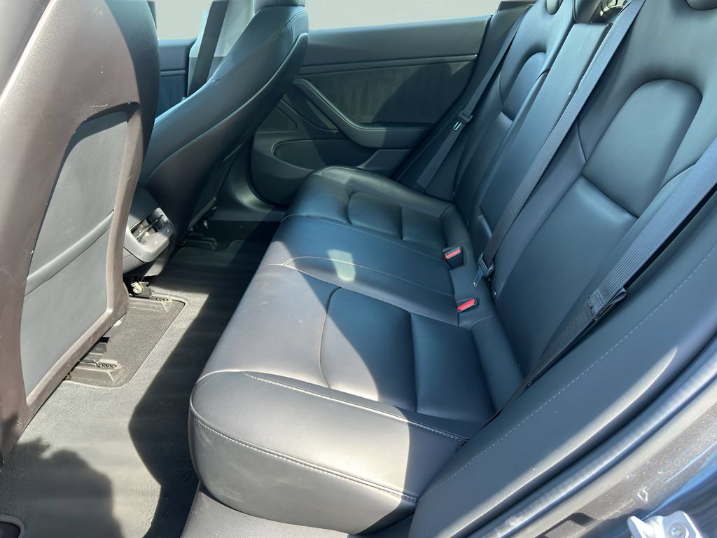 Used 2019 Tesla Model 3 Mid Range RWD image 9