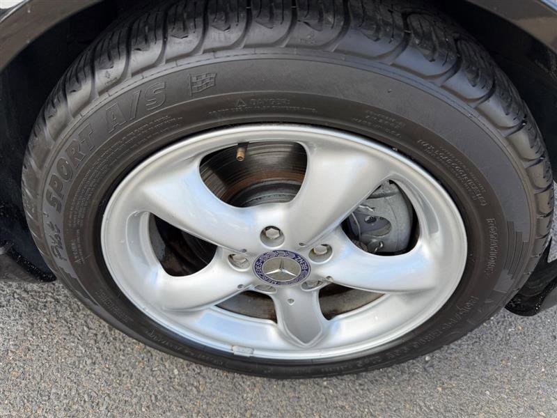 Used 2001 Mercedes-Benz SLK 320 image 24