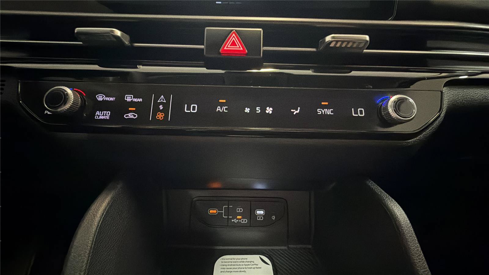 New 2026 Kia Sportage SX FWD image 18