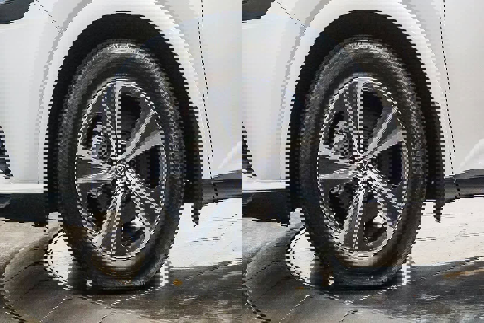 Used 2024 Lexus RX 350 FWD w/ Technology Package image 9