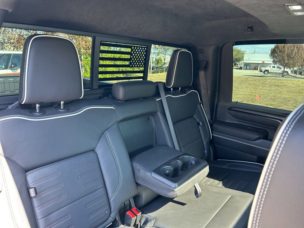 Used 2024 GMC Sierra 2500 AT4X image 47