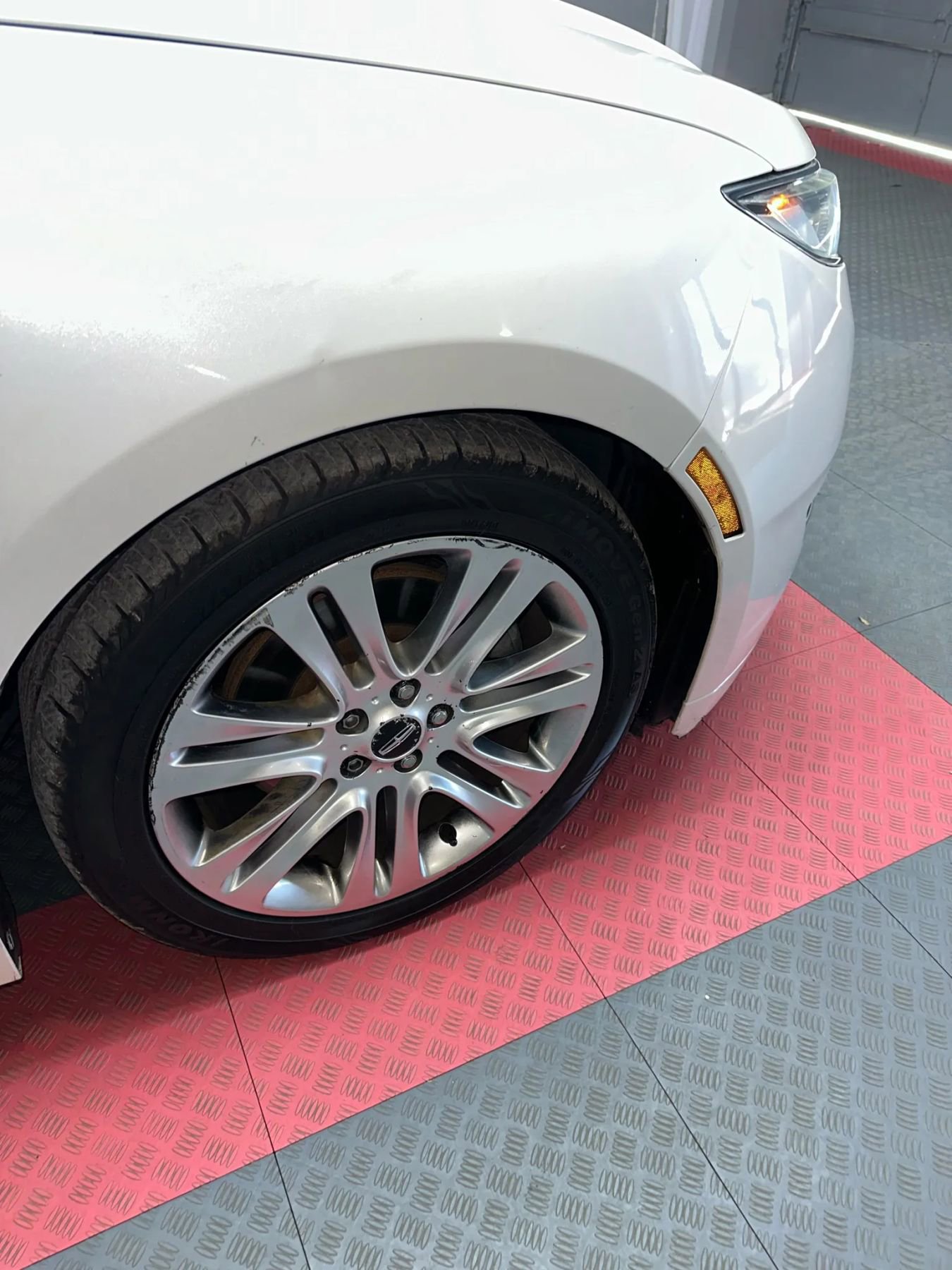 Used 2014 Lincoln MKZ w/ Equipment Group 101A Select image 34