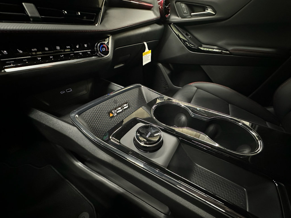 New 2027 Chevrolet Equinox RS w/ Convenience Package III FWD image 39