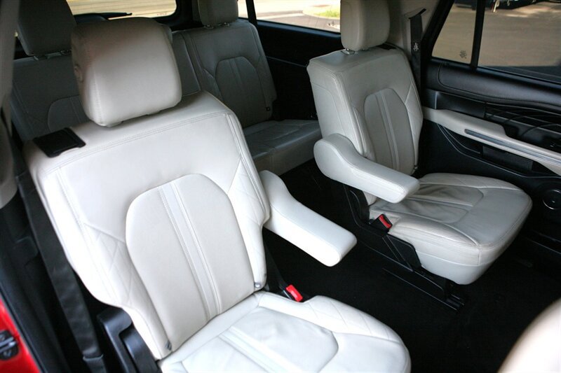 Used 2020 Ford Expedition Max Platinum AWD/4WD image 20