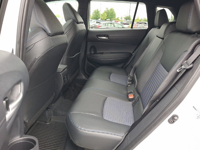 Used 2025 Toyota Corolla Cross XSE w/ Convenience Package AWD/4WD image 11
