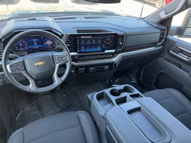 Used 2025 Chevrolet Silverado 2500 LT w/ Convenience Package AWD/4WD image 12