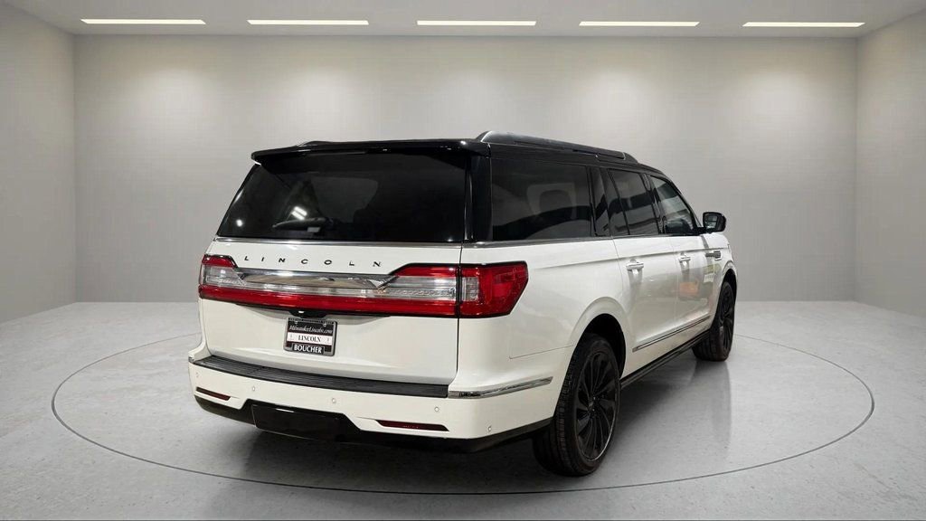 Used 2021 Lincoln Navigator L Black Label w/ Special Edition Package image 3