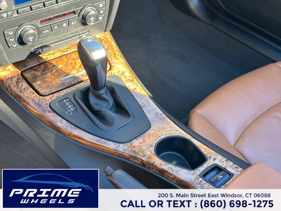 Used 2008 BMW 335i Convertible w/ Premium Pkg image 19