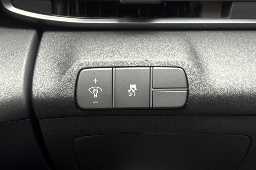 New 2026 Hyundai Elantra SEL Sport Premium FWD image 28