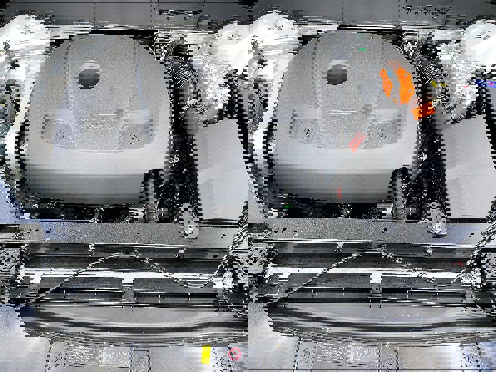 New 2026 Volvo XC60 T8 Ultra w/ Climate Package AWD/4WD image 13