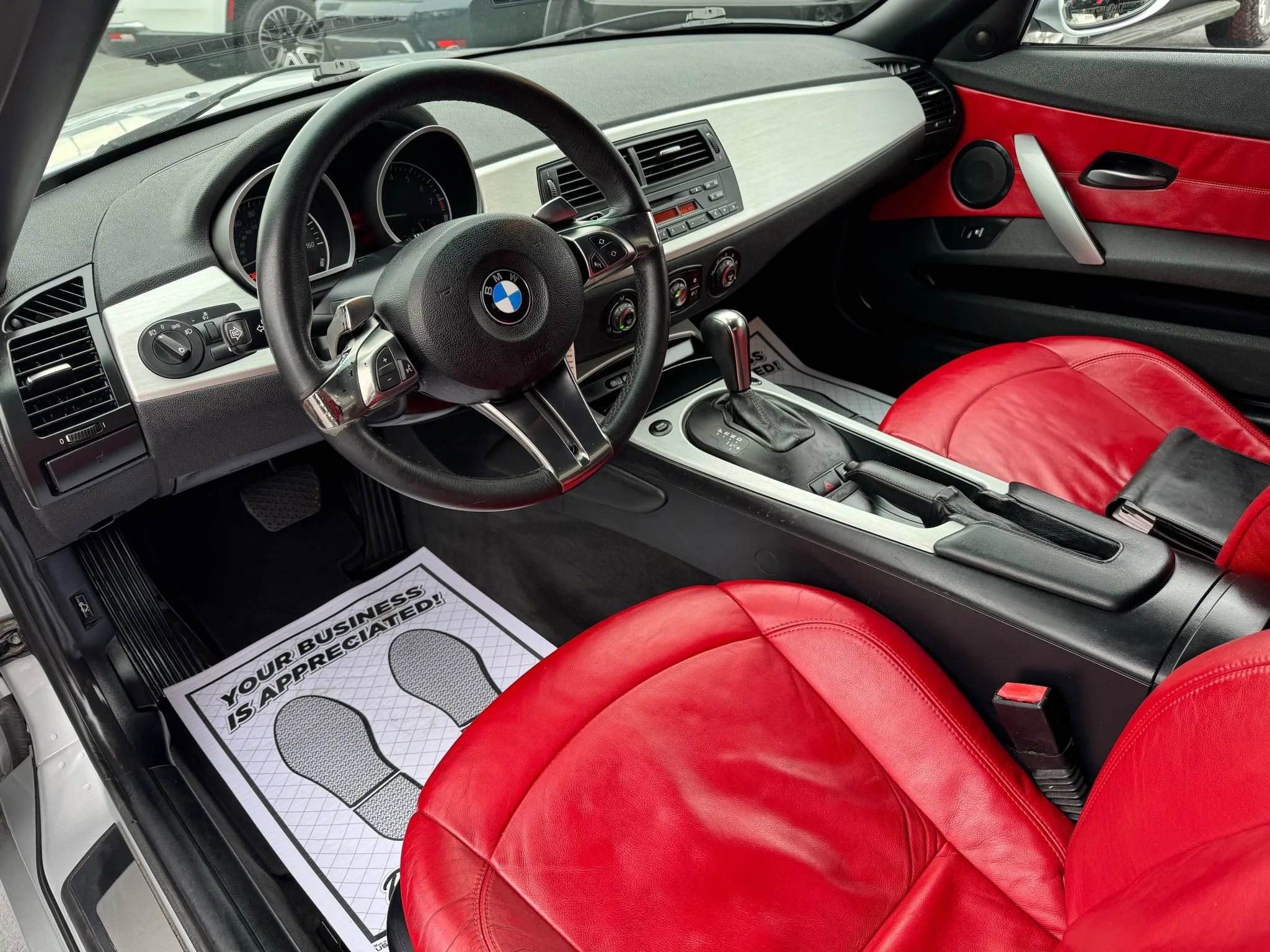 Used 2007 BMW Z4 3.0i image 6