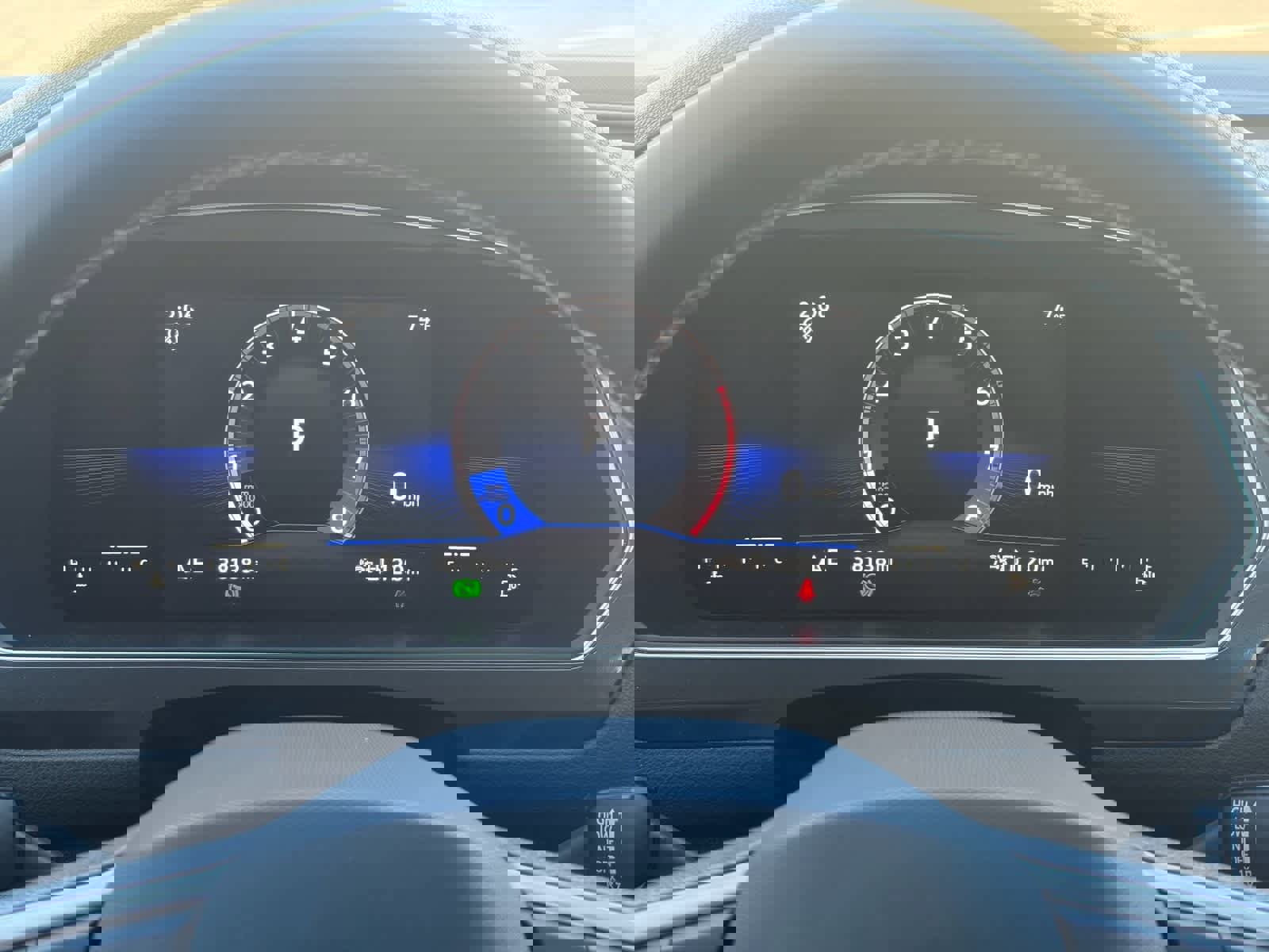 Used 2022 Volkswagen Tiguan SE image 21