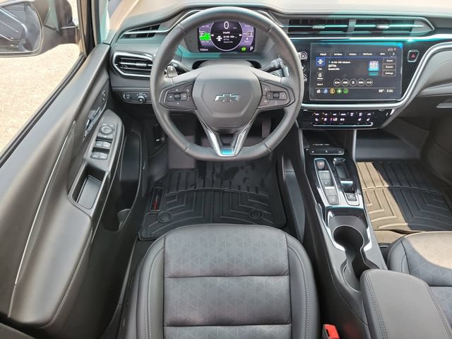Certified 2023 Chevrolet Bolt LT w/ Infotainment Package FWD image 9
