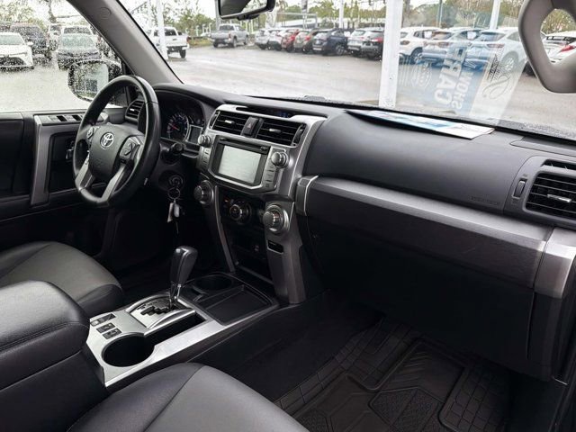 Certified 2018 Toyota 4Runner SR5 Premium image 18