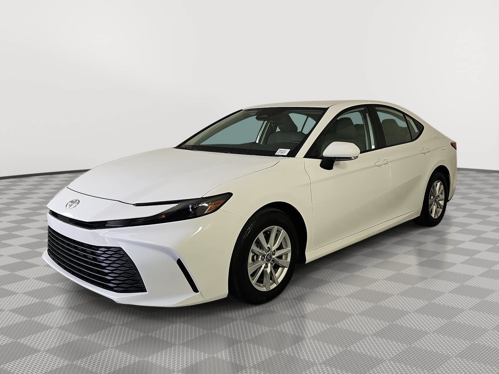Used 2026 Toyota Camry LE FWD image 4