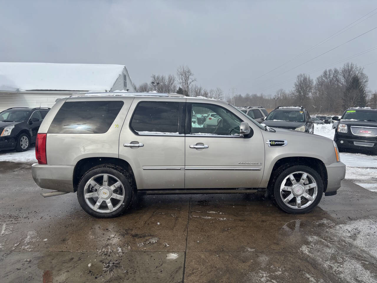 Used 2009 Cadillac Escalade Base 4dr Hybrid SUV image 28