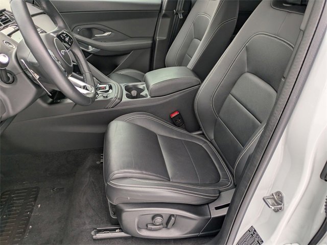 Certified 2024 Jaguar E-PACE R-Dynamic SE image 12