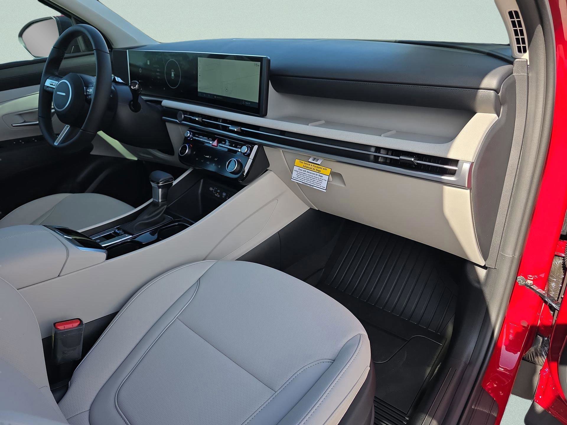 New 2026 Hyundai Tucson SEL image 13