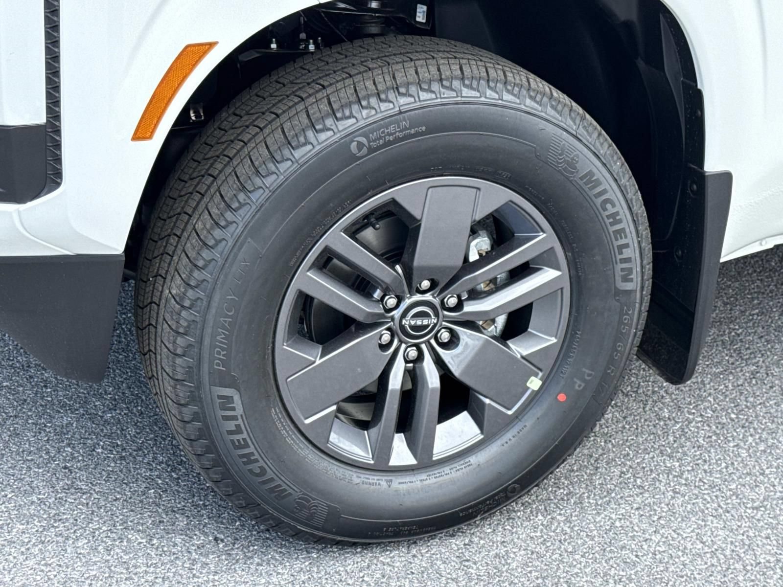 New 2026 Nissan Frontier SV w/ SV Convenience Package AWD/4WD image 7