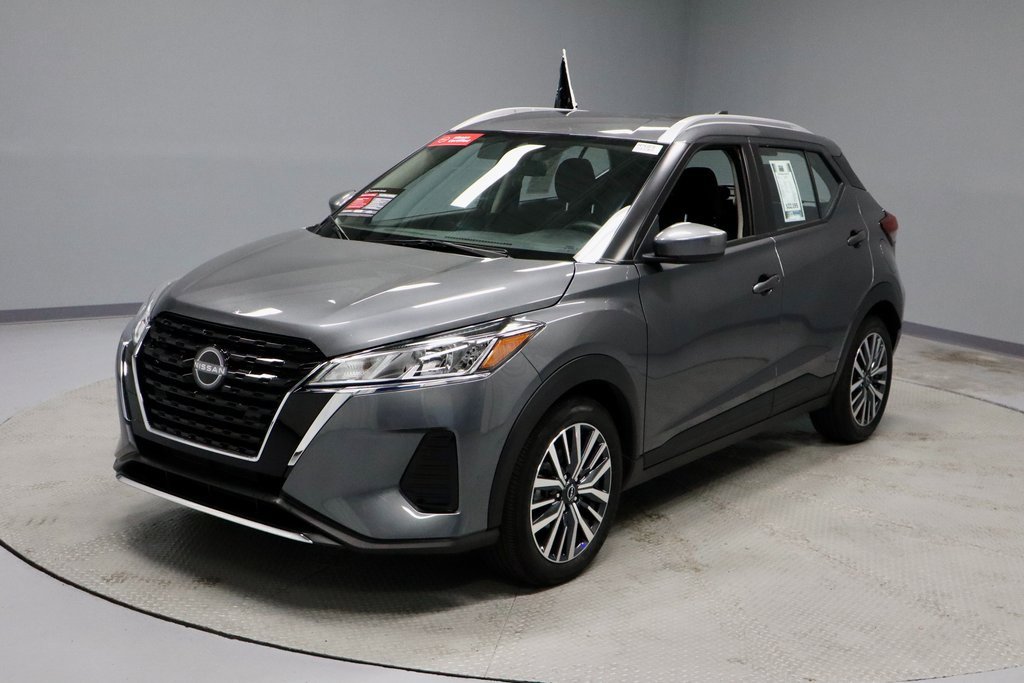 Certified 2024 Nissan Kicks SV image 9