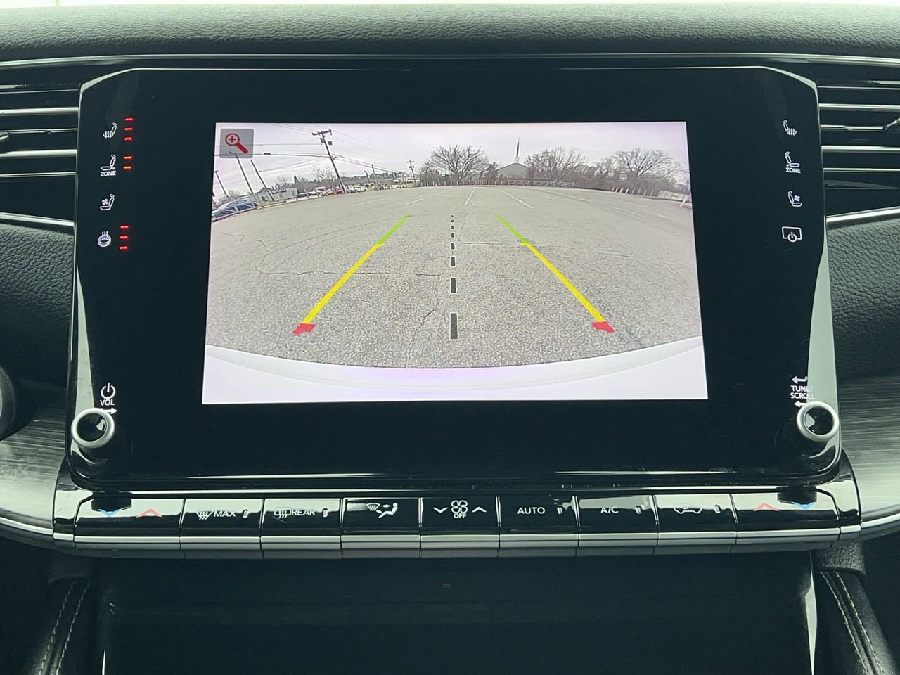 Used 2024 Jeep Wagoneer L Series II w/ Flexible Seating Group image 3