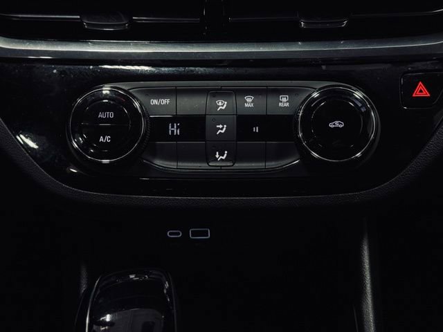 Used 2025 Buick Envista Sport Touring image 30