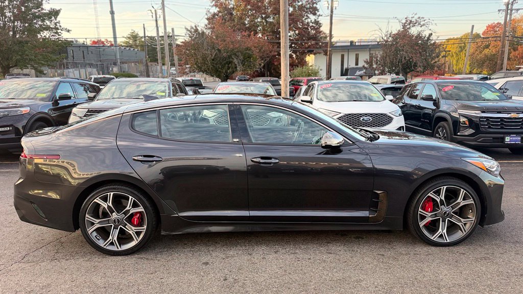 Used 2021 Kia Stinger GT1 AWD/4WD image 9