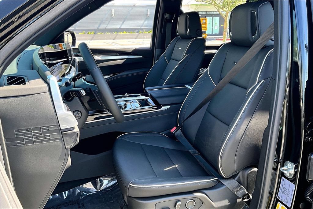 New 2026 Cadillac Escalade ESV Sport AWD/4WD image 12