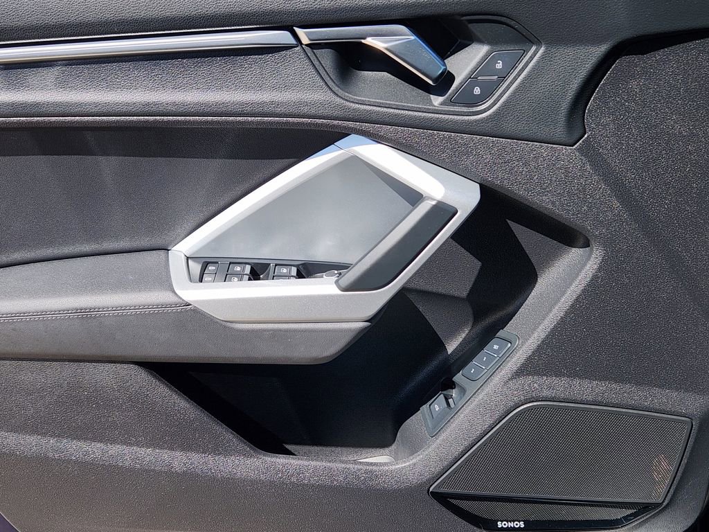 Used 2023 Audi Q3 2.0T Premium Plus image 29