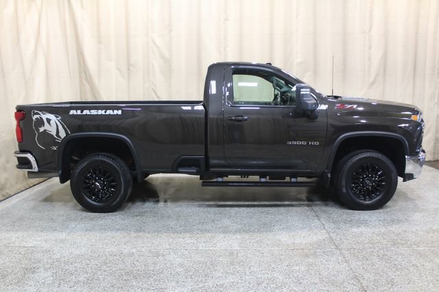 Used 2021 Chevrolet Silverado 3500 LT w/ Convenience Package image 3