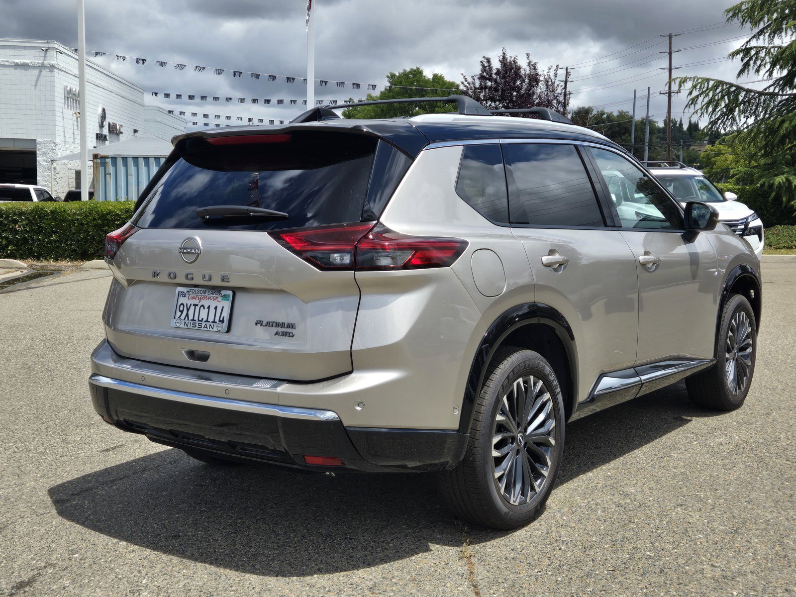 Certified 2026 Nissan Rogue Platinum w/ Platinum Premium Package AWD/4WD image 4