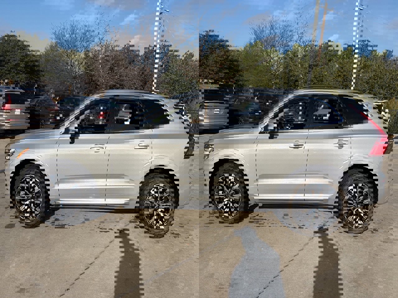 Certified 2023 Volvo XC60 B5 Core image 8