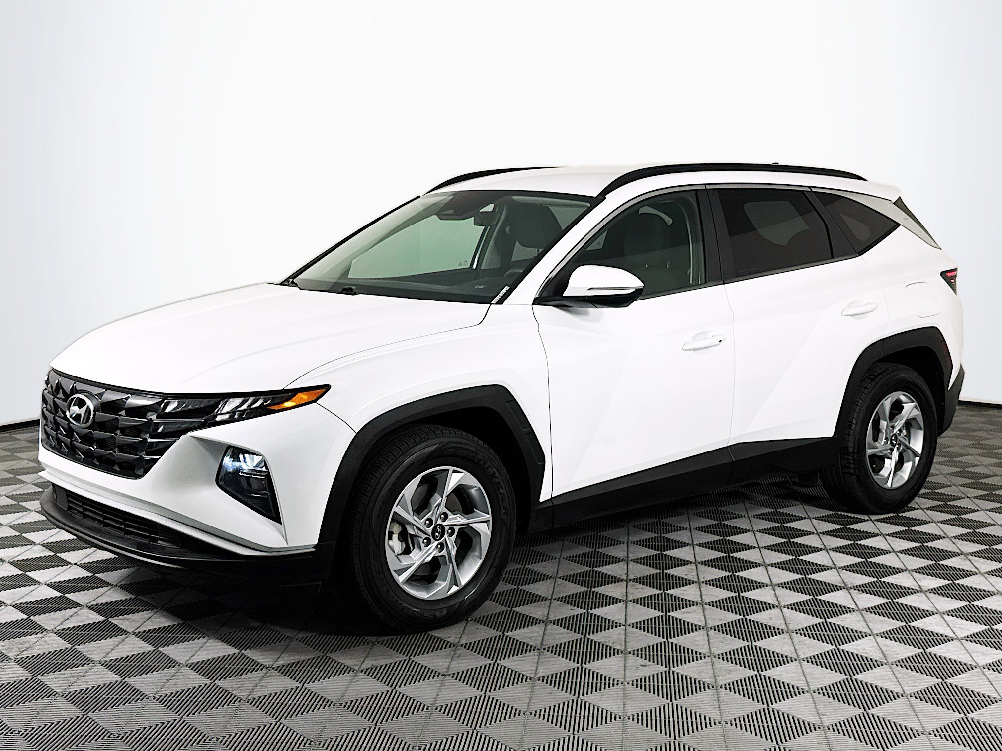 Used 2022 Hyundai Tucson SEL FWD image 4